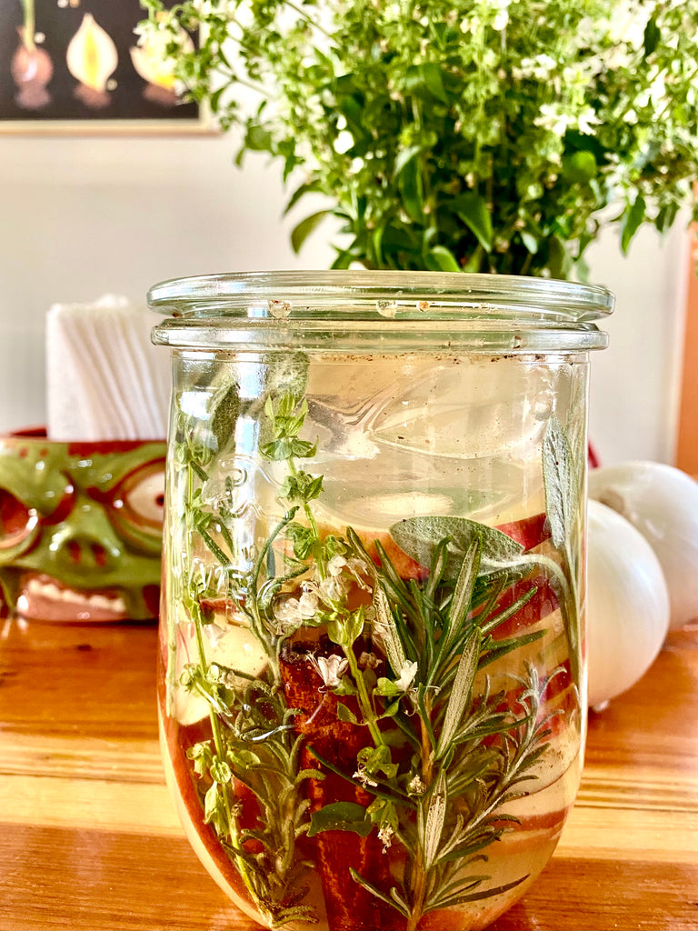 Fermented Apples with Herbs